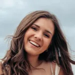 Samantha Lee